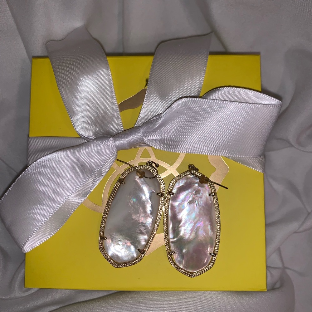 Kendra Scott Danielle earrings